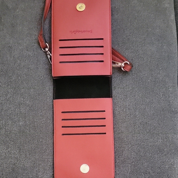 Red and Black Phone Crossbody Bag - Picture 3 of 4